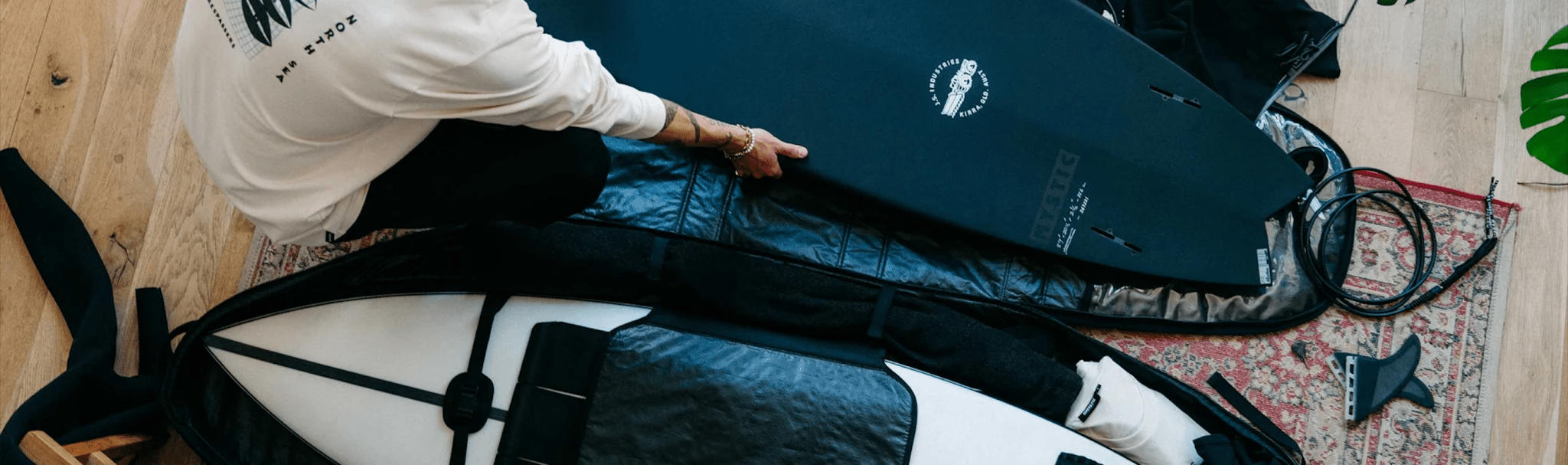 Boardbags en dakdragerpads voor surfboards bij GearFreak