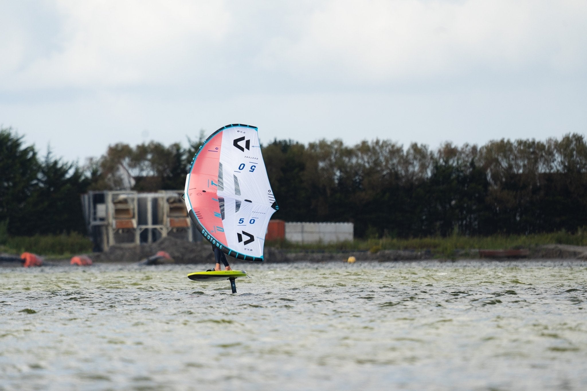 Wat kost een wingfoilset? Compleet kostenoverzicht voor 2026 - GearFreak