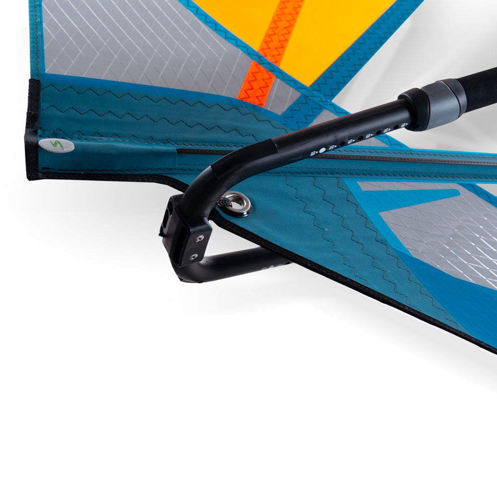 Cutaway clew van de Simmer Style V-Max 2025