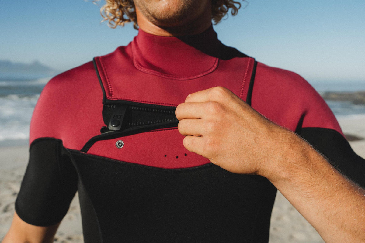 Prolimit ACE Shorty Freezip 2/2, frontrits op de borst