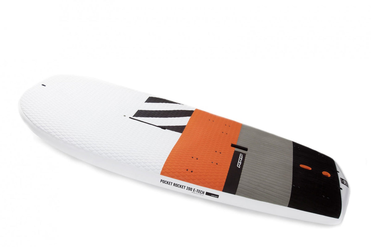 Compacte shape van de RRD Pocket Rocket E-Tech Y26