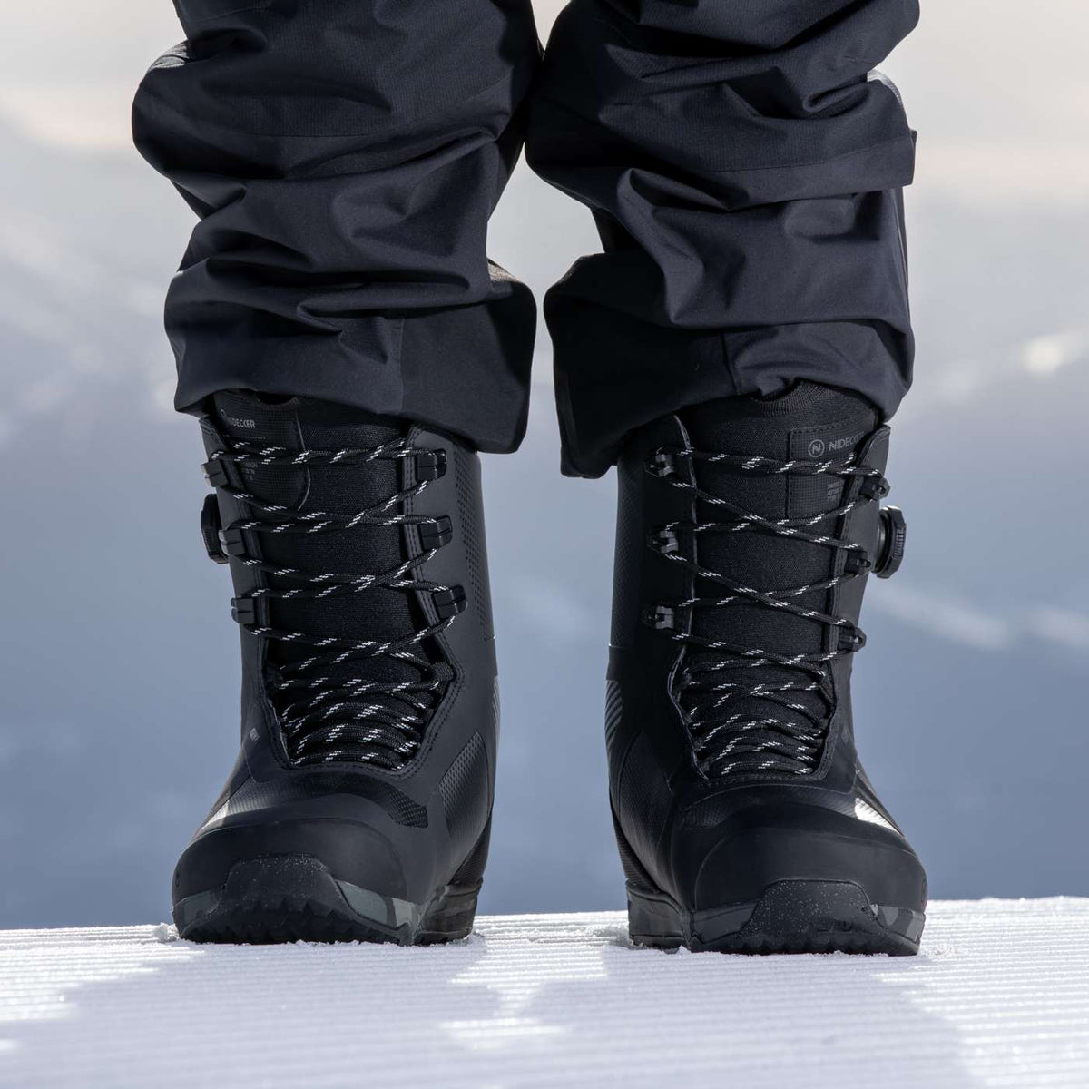 Nidecker Kita Hybrid snowboardschoenen zwart op de piste