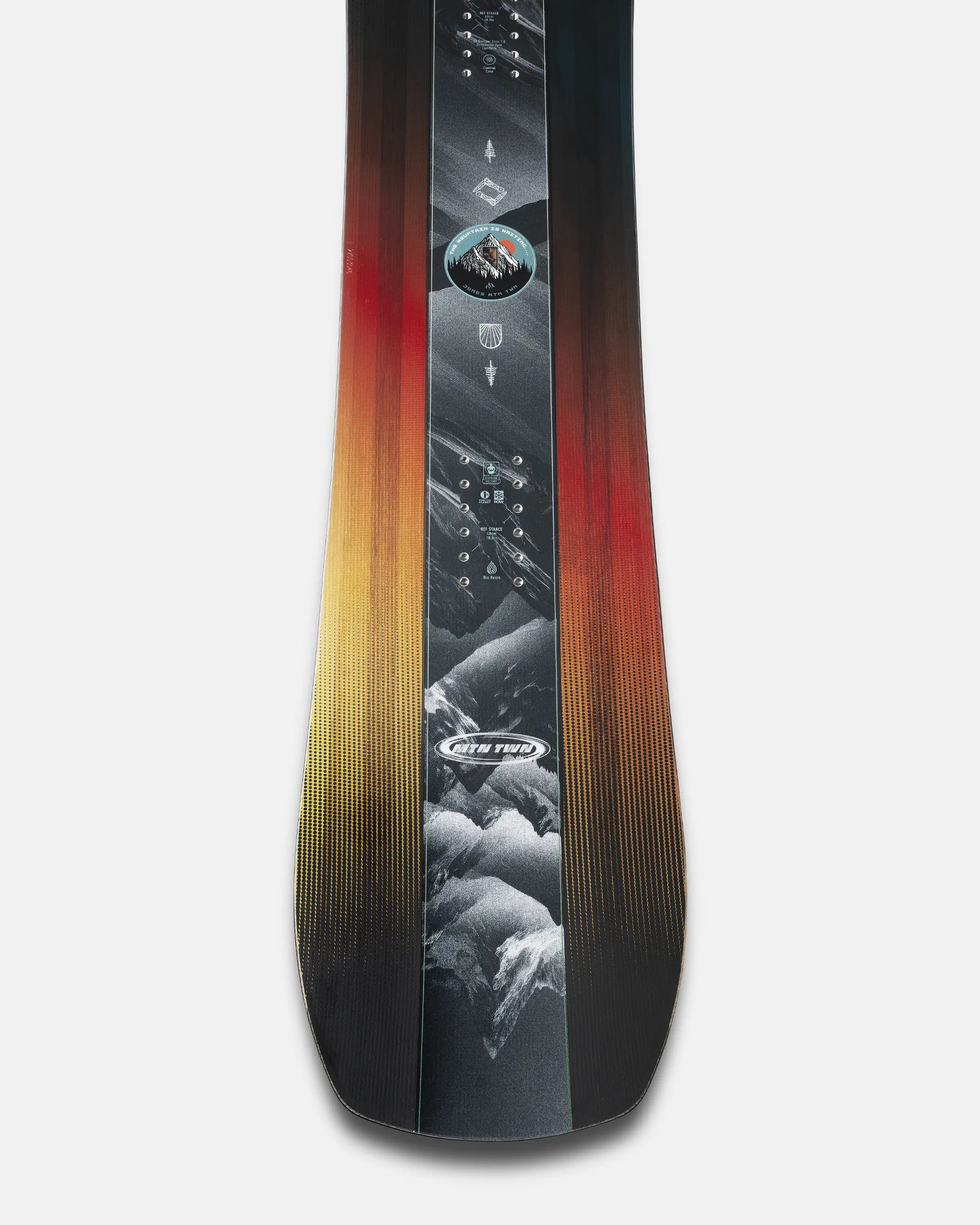 Jones Mountain Twin Junior, detail van de staart