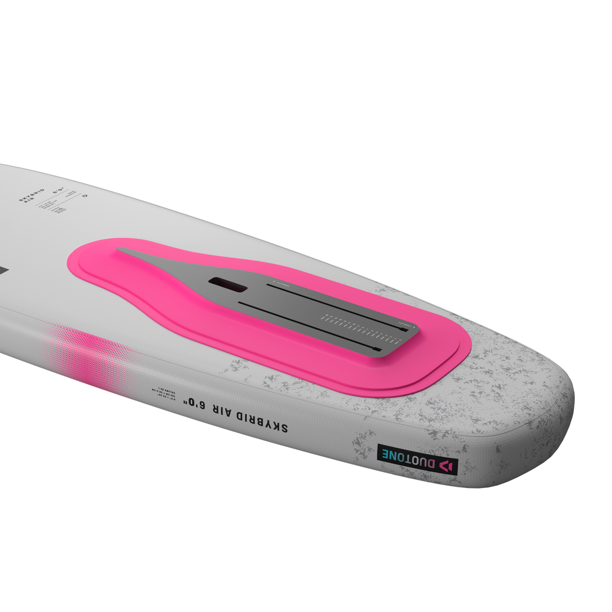 Duotone Skybrid Air 2026 onderkant met de lange carbon plaat en geïntegreerde foiltracks