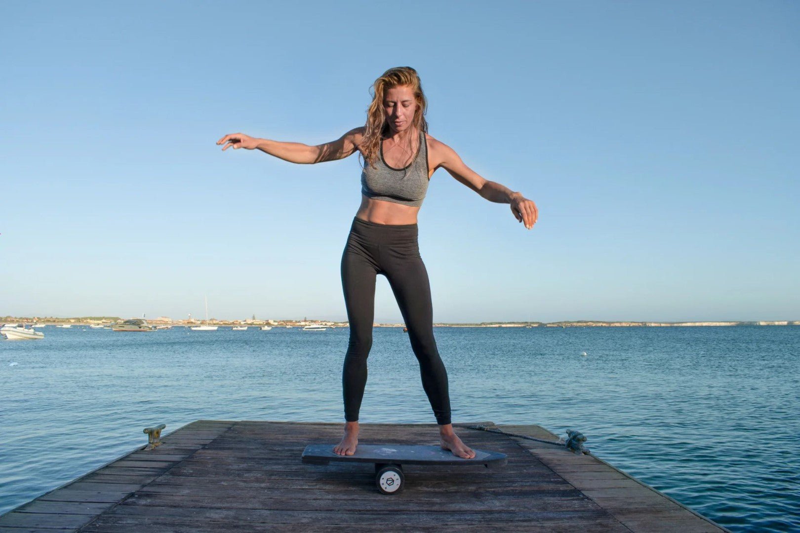 Aztron - Aztron Cosmos 34 Balance Board - GearFreak