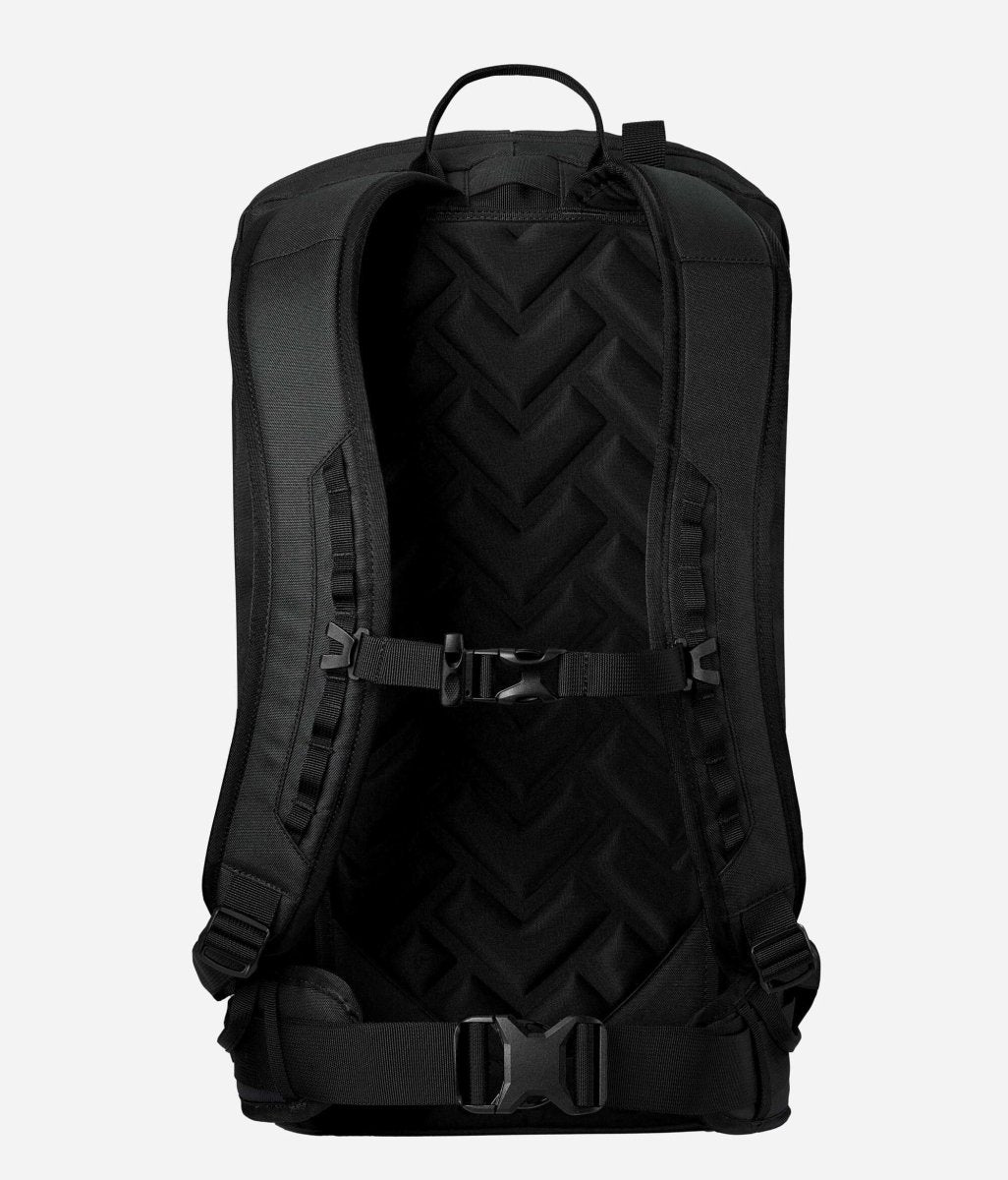 Black Crows Dorsa 22 Backpack zwart, achterkant met rugpand en schouderbanden