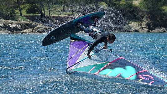 Duotone Idol LTD freestyle windsurfen baai
