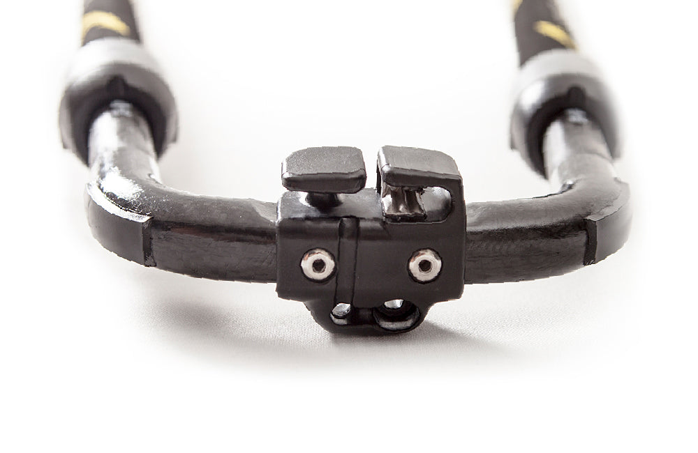 Externe tail fitting aan het achterstuk van de Simmer Style SX10 giek