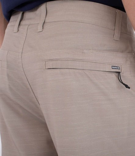 Hurley - Phantom 18' Inch Regular Fit | Khaki - 28 - GearFreak