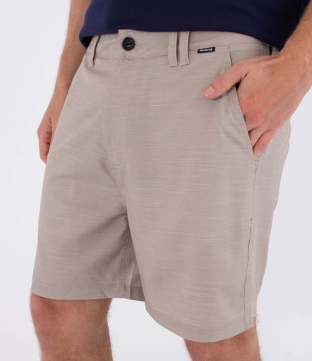 Hurley - Phantom 18' Inch Regular Fit | Khaki - 28 - GearFreak