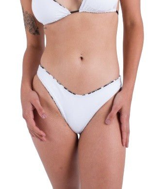 Hurley - Smiley Check Reversible Scoop Bottom | Black - XS - GearFreak
