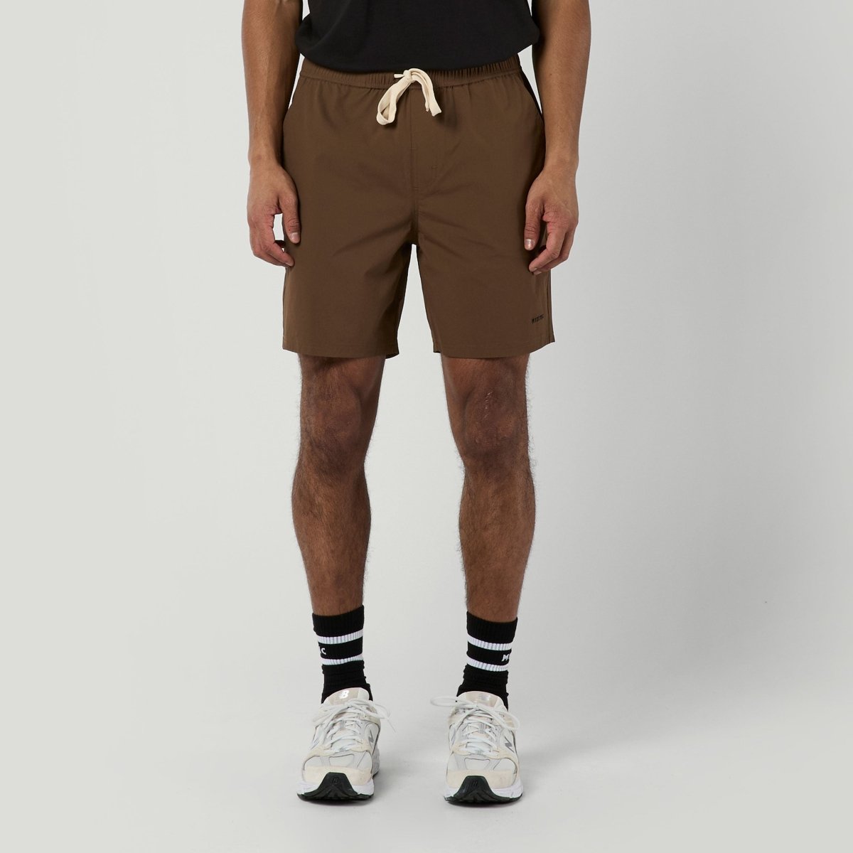Mystic - Fusion Hybrid Short - Brown - L - GearFreak