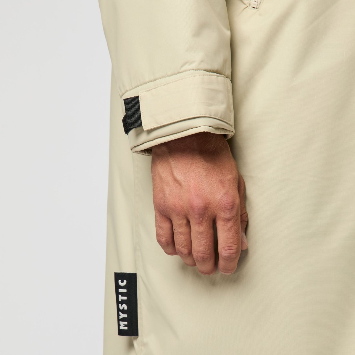 Mystic - Poncho Explore - Sand - S/M - GearFreak