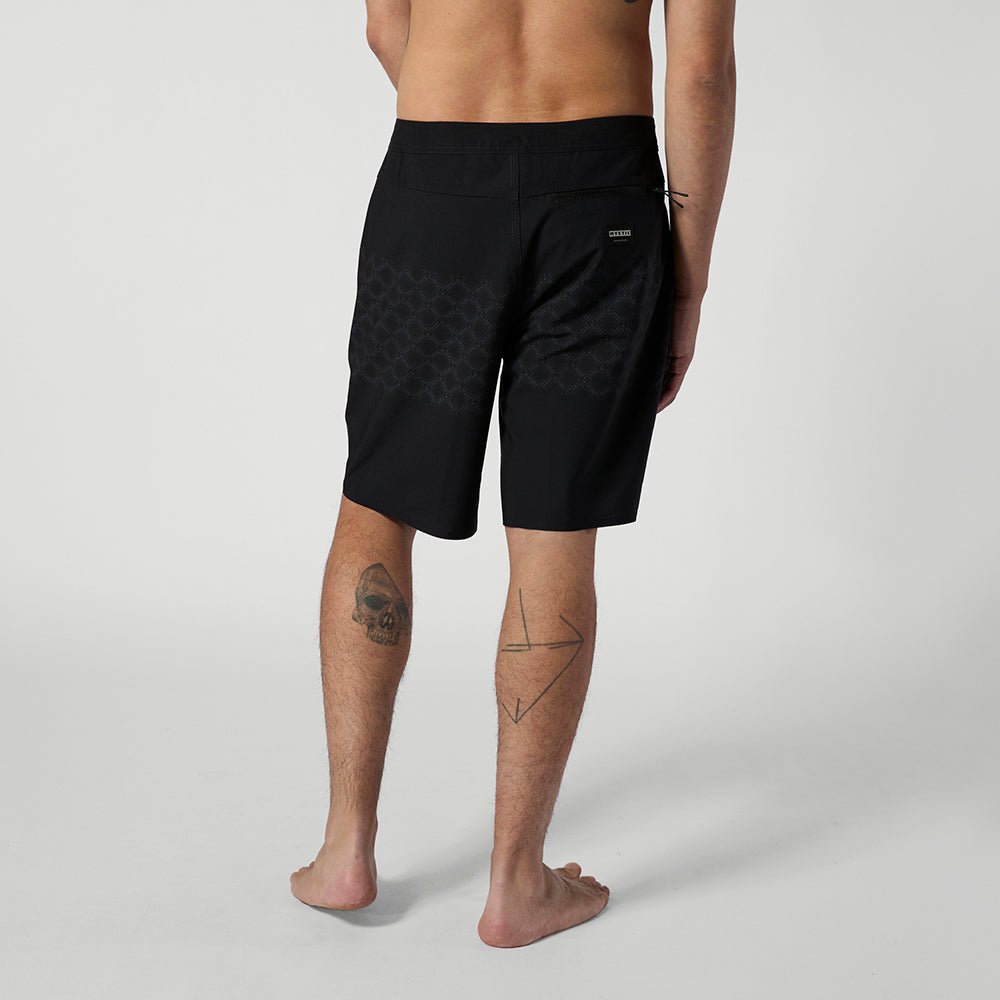 Mystic - Prism Boardshort - Black - 28 - GearFreak