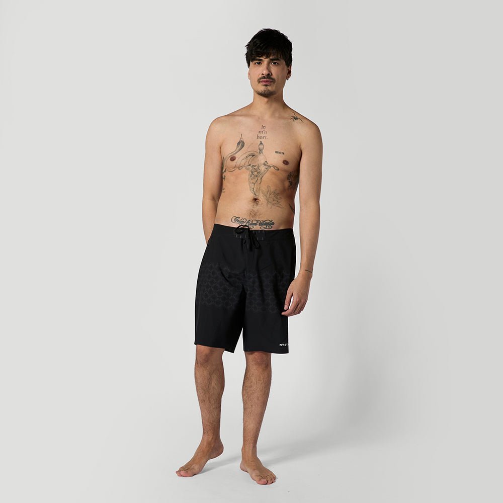 Mystic - Prism Boardshort - Black - 28 - GearFreak