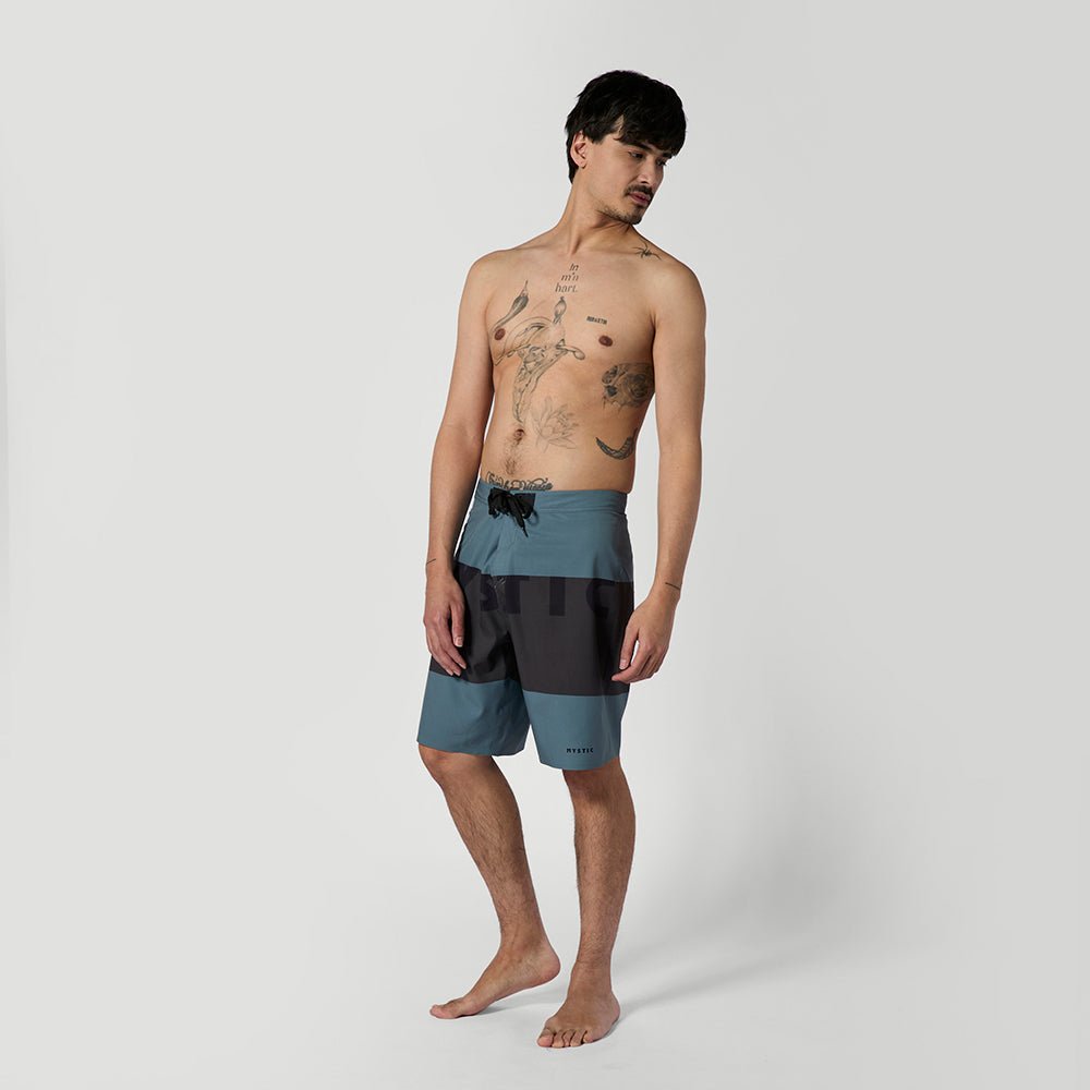Mystic - Profile Boardshort - Tidal Blue - 28 - GearFreak