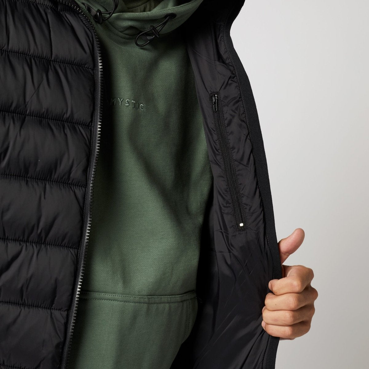 Mystic - Quilted Midlayer Jacket - Black - L - GearFreak