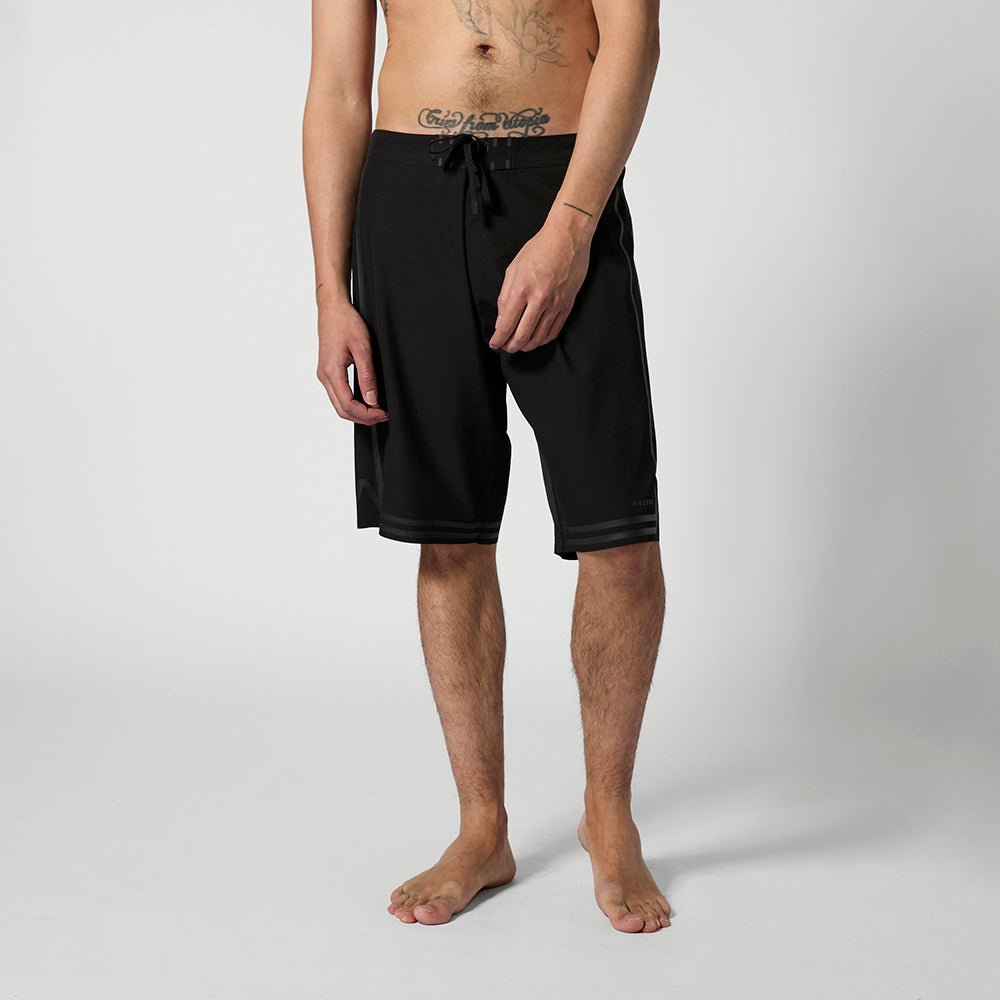 Mystic - Truce Boardshort - Black - 28 - GearFreak