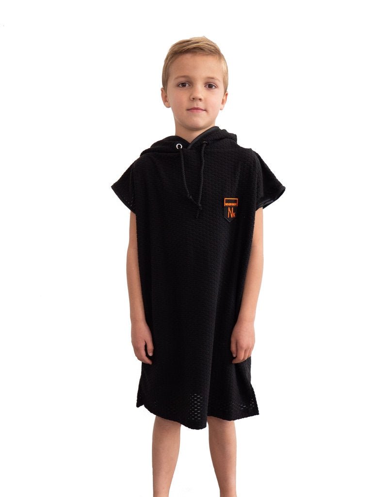 Never Try Never Know - NTNK Poncho Kids Black - GearFreak