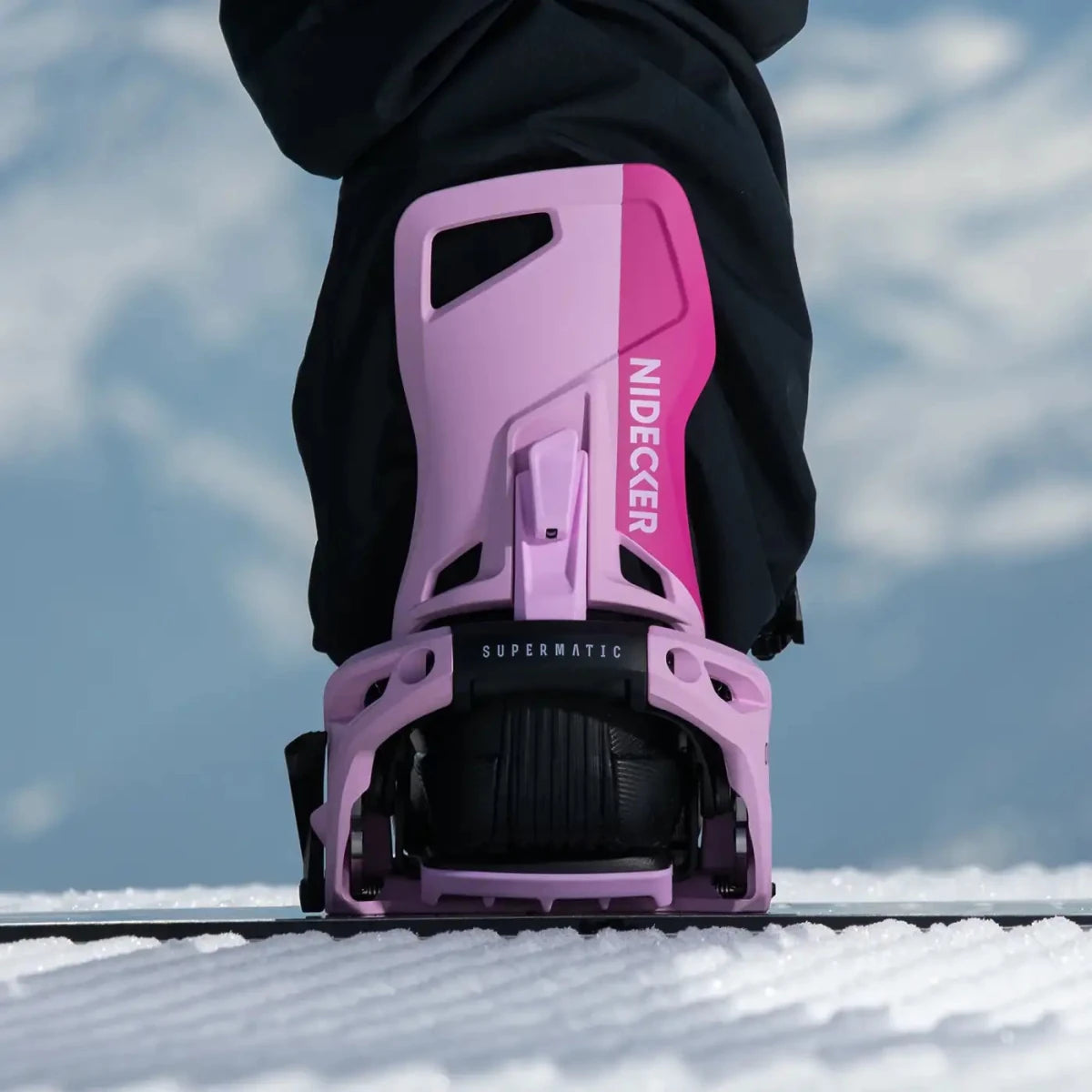 Nidecker OG Supermatic Milkshake, op de piste, schoen in de binding
