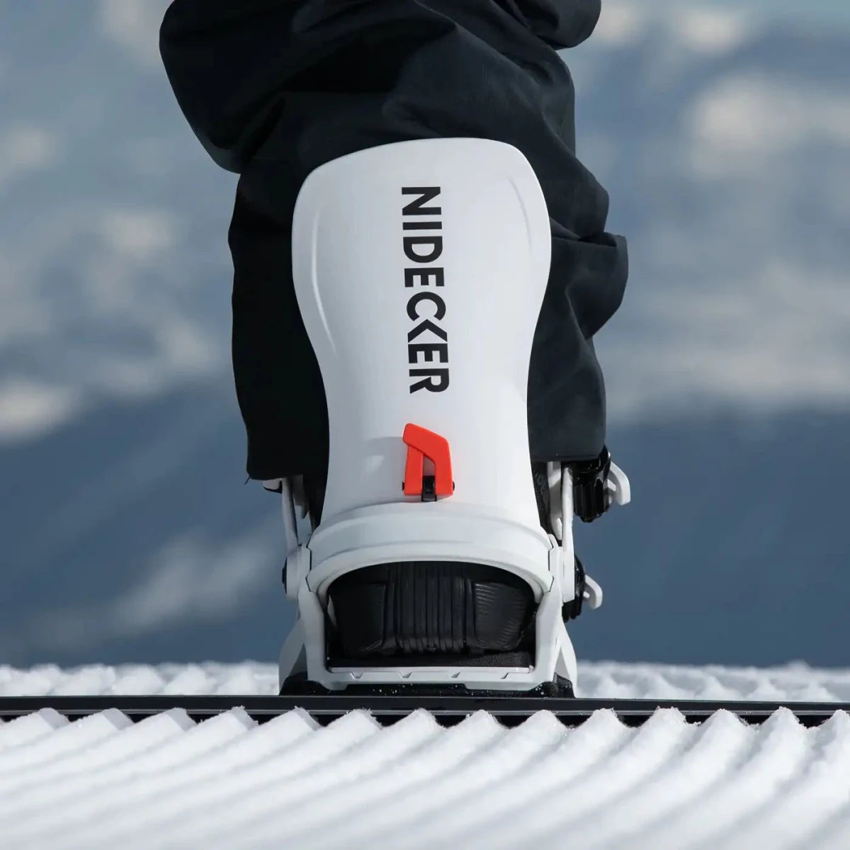 Nidecker Orbit White, op de piste, schoen in de binding