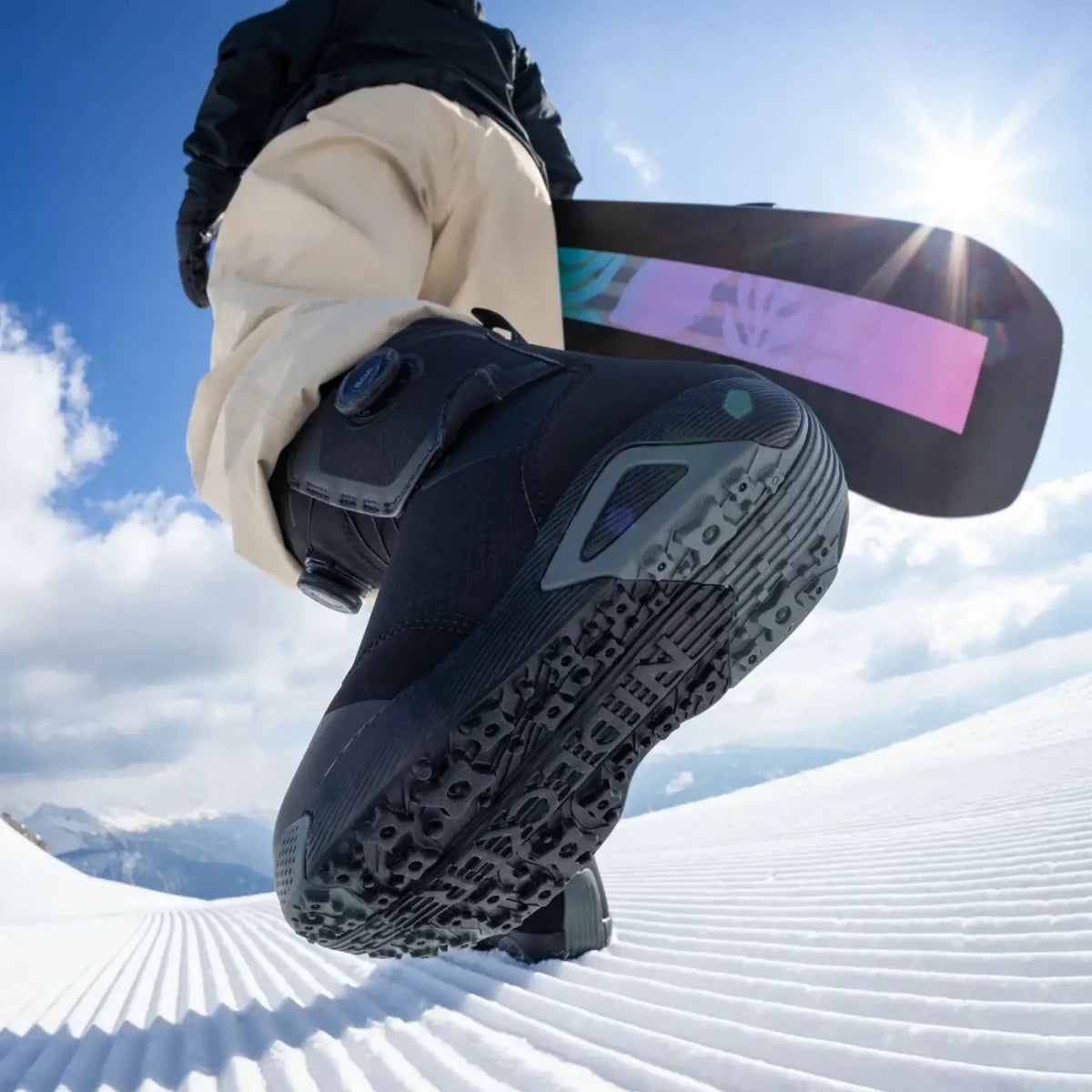 Nidecker Rift dames Black, op de piste, zool in beeld
