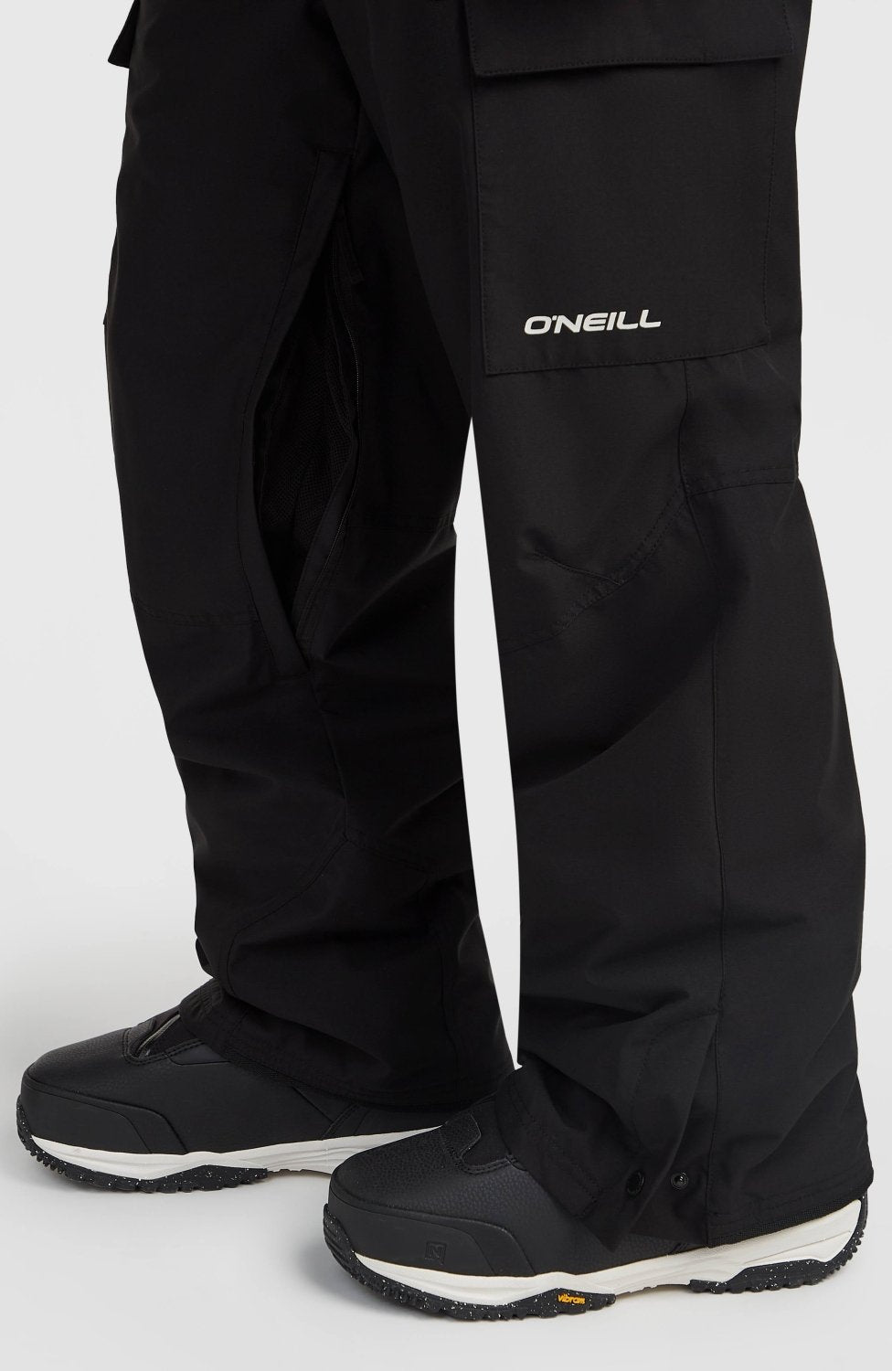 O'Neill - Men's FWC'Cruz Cargo Snow Pants - Black Out - GearFreak