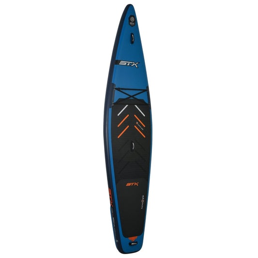 STX iSup Tourer SUP-board vanaf de zijkant, met deckpad, rail en vinbox in beeld