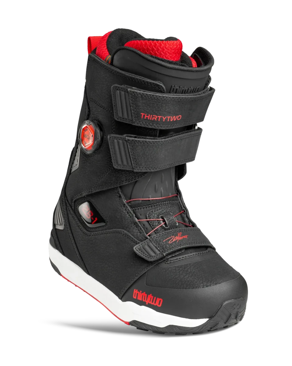 ThirtyTwo TM-1 ZB1 BOA zwart-rood, driekwart aanzicht van buiten