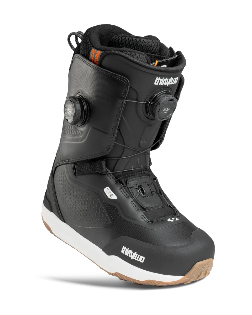 ThirtyTwo TM-2 Wide DB zwart, driekwart aanzicht van buiten