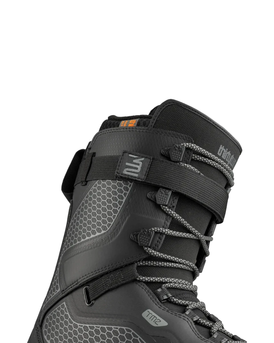 ThirtyTwo TM-2 XLT zwart-grijs, detail van de band en veters