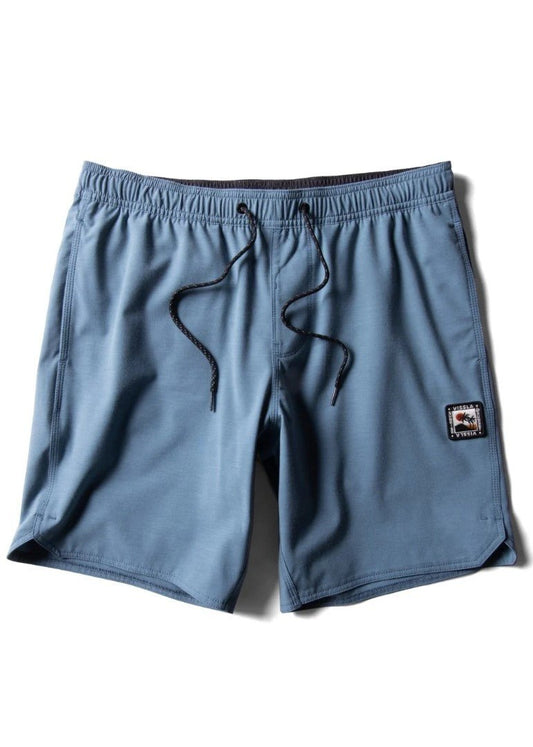 Vissla - Solid Sets 17.5" Ecolastic Boardshort | Tidal Blue - M - GearFreak