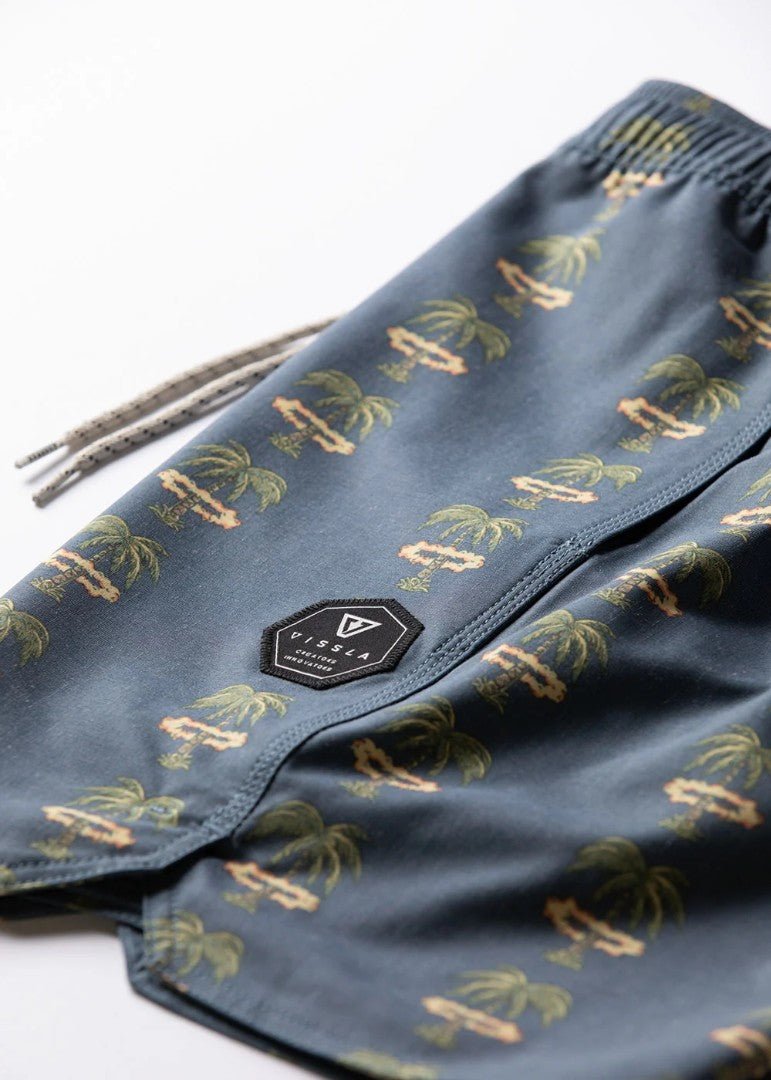 Vissla - Vissla Atomic Palms 16.5" Ecolastic Boardshort | Midnight - GearFreak